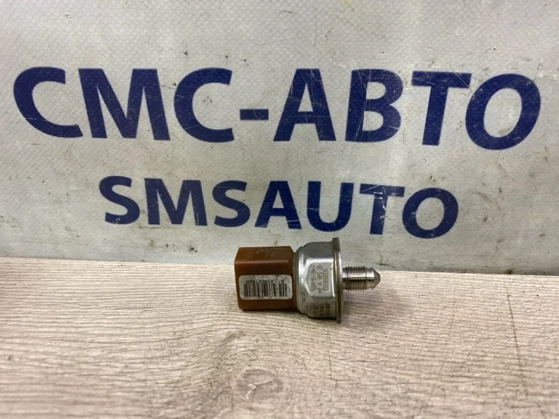 Датчик давления топлива Volkswagen Touareg 03C906051C NF 3.0 CGE