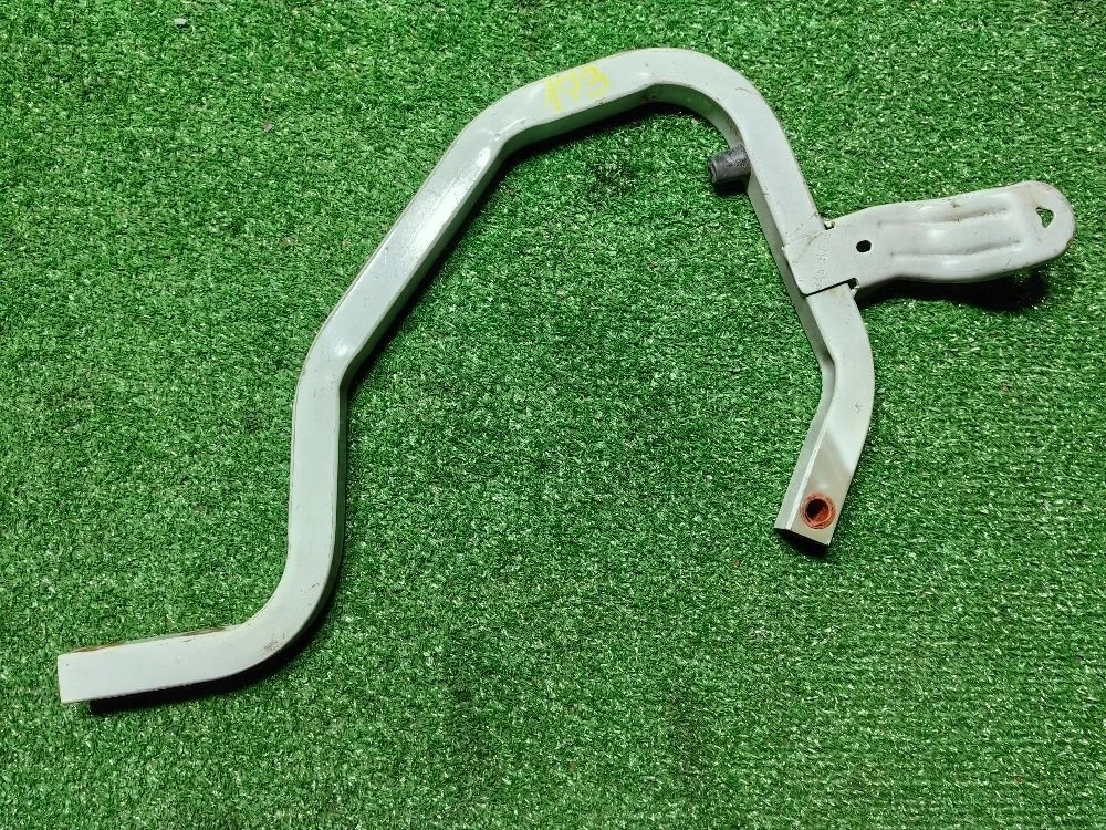 Петля крышки багажника левая Renault Logan 1