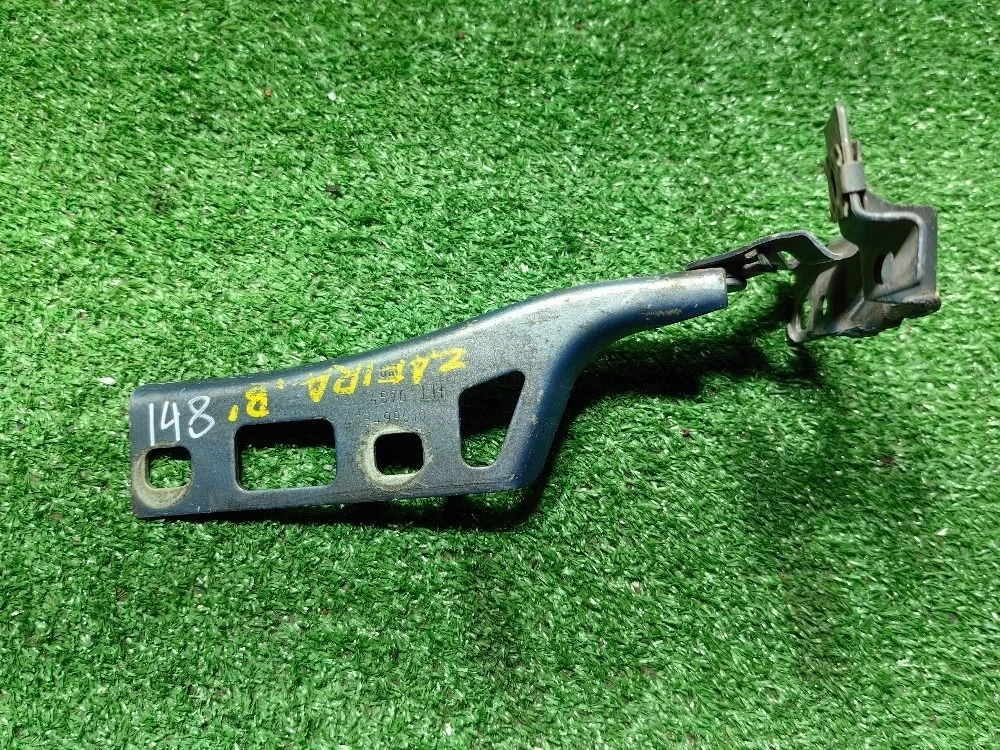 Петля капота левая Opel Zafira B