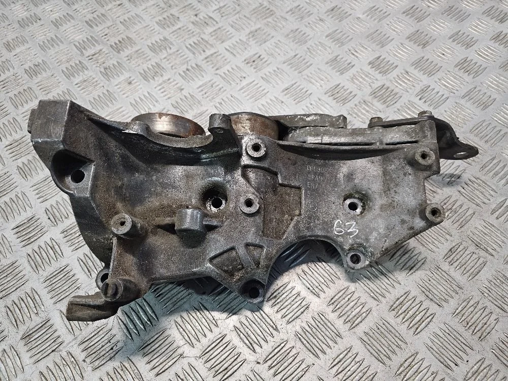 Кронштейн генератора Audi A4 B7