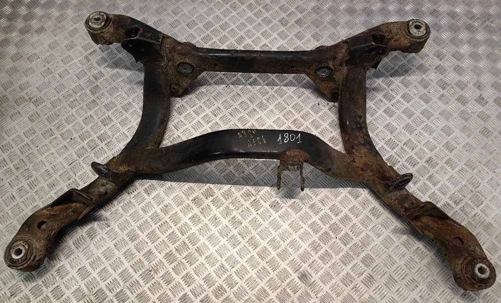 Балка поперечная (подрамник) Audi A6 C6