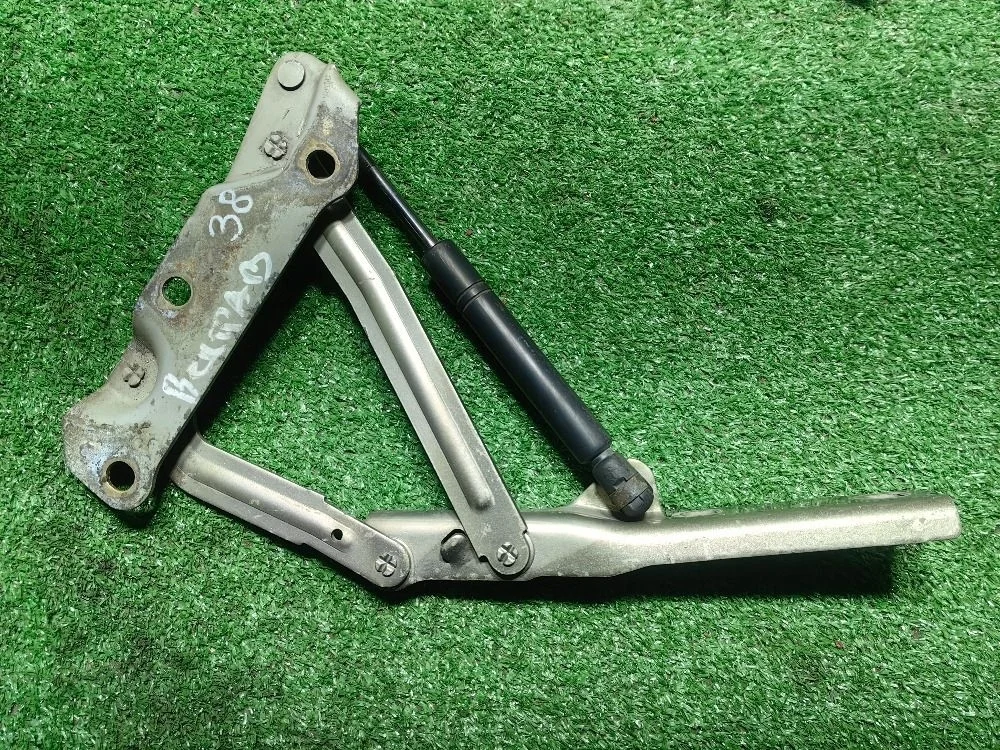 Петля крышки багажника левая Opel Vectra B