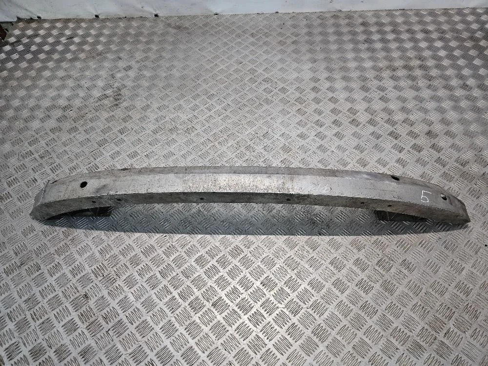 Усилитель бампера Land Rover Freelander