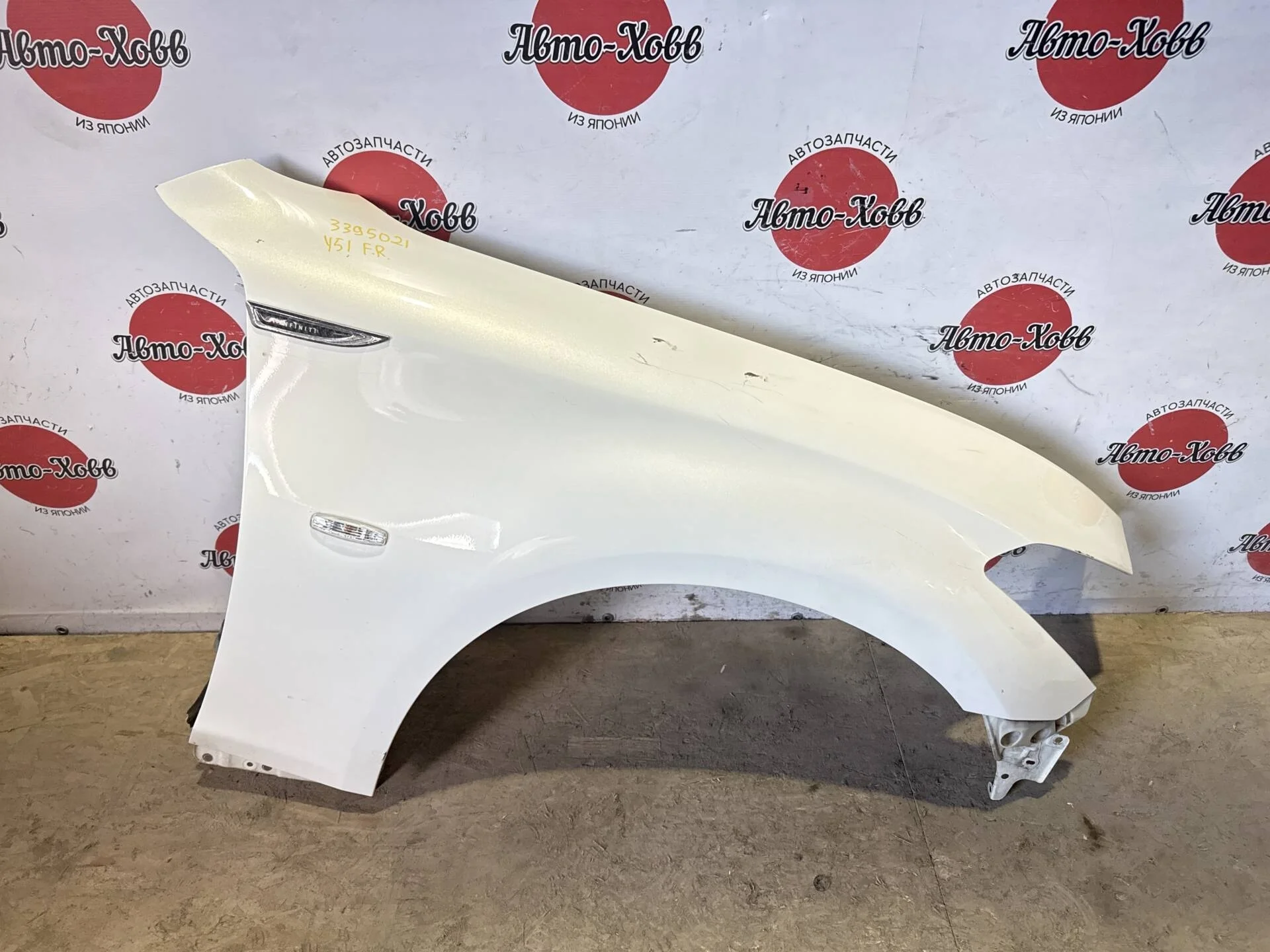 Крыло переднее правое Infiniti M37, Q70 Y51