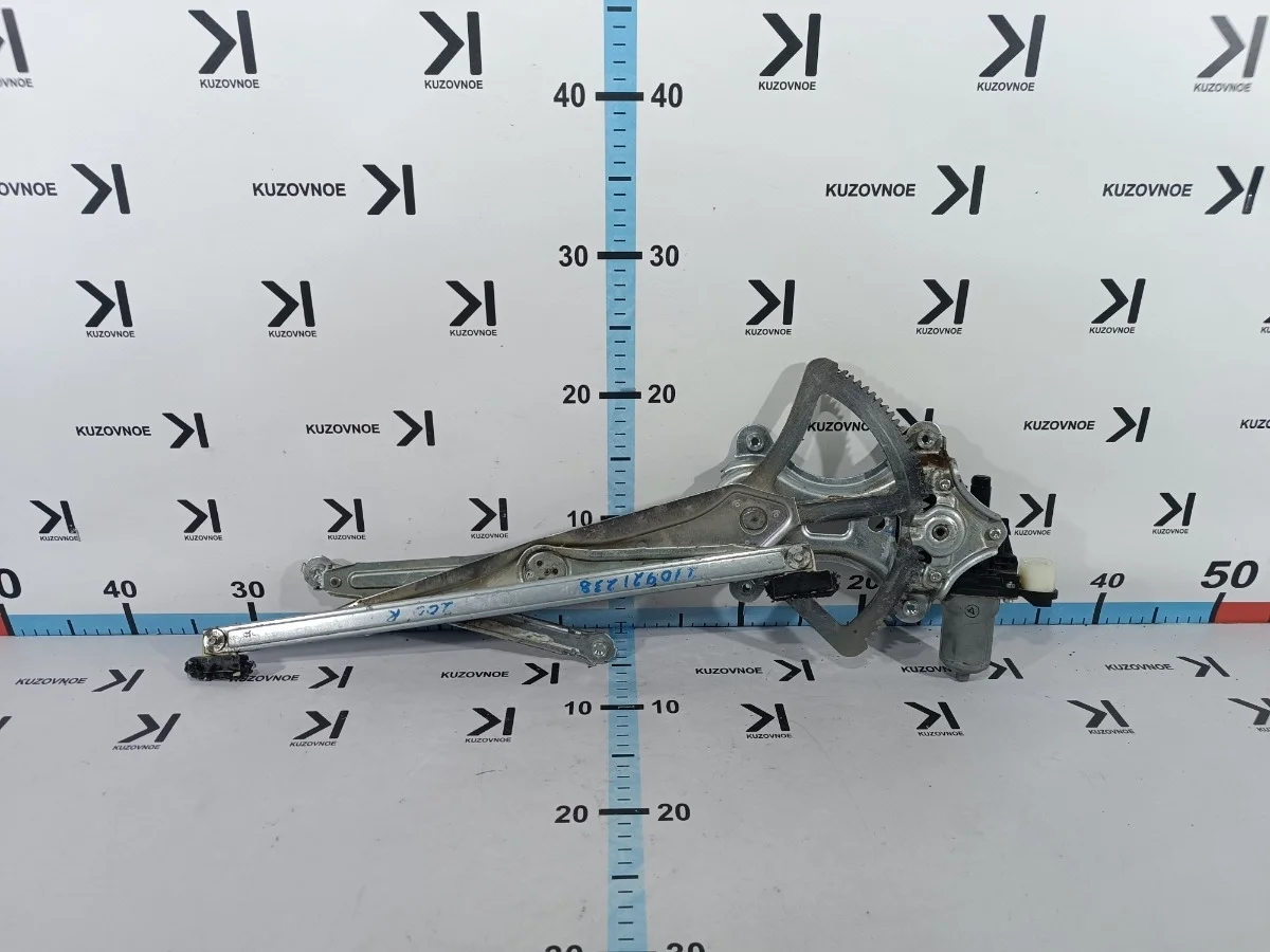 Стеклоподъемник Mitsubishi L200 2014 KB4T