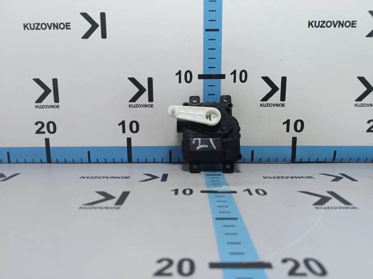 Моторчик заслонки отопителя Kia Optima K5 2016 JF