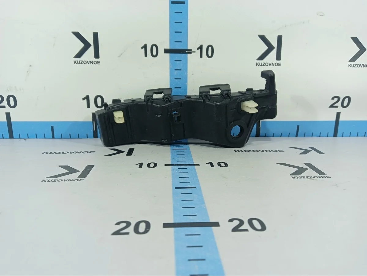 Кронштейн бампера Hyundai Santa Fe 2012 DM