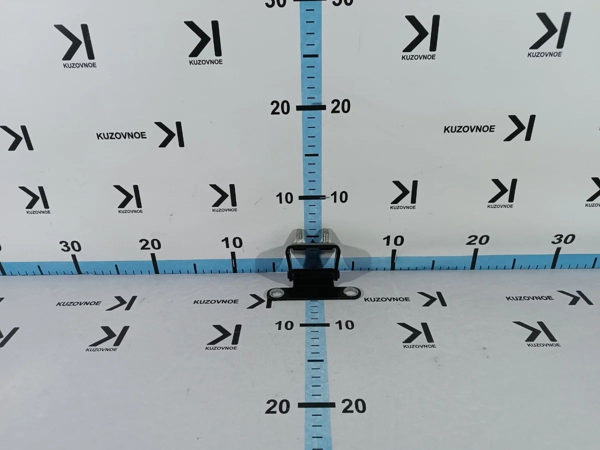 Петля крышки багажника Hyundai Santa Fe 2018 TM