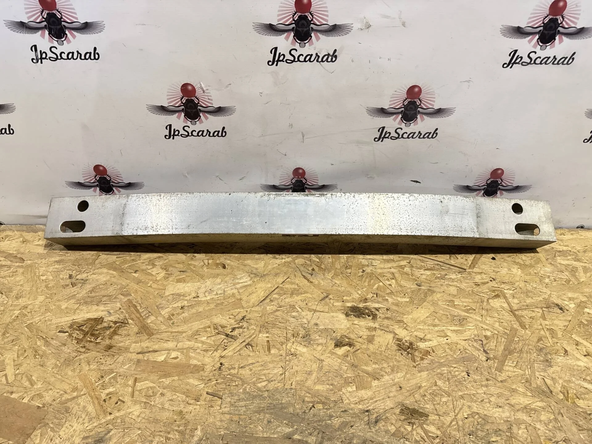 Усилитель переднего бампера Nissan Teana J31