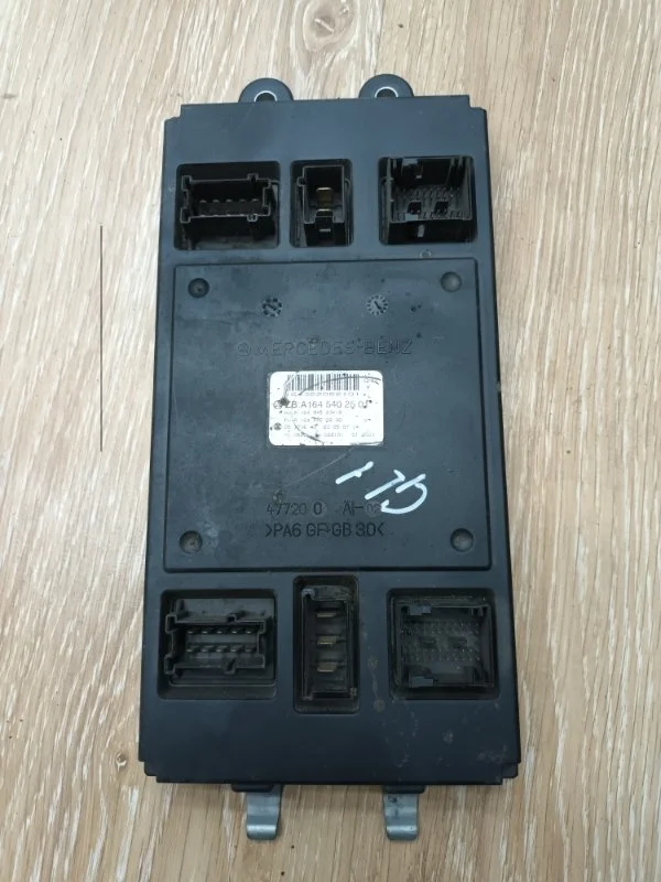 Блок sam Mercedes GL X164