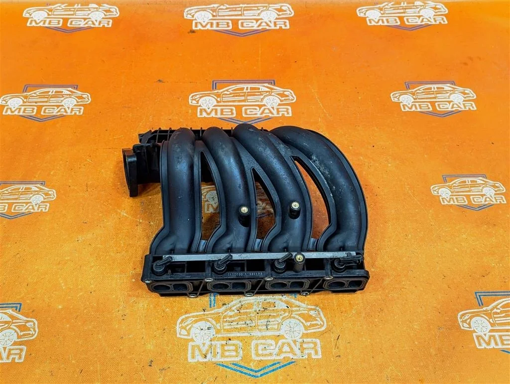 Коллектор впускной Mercedes-Benz