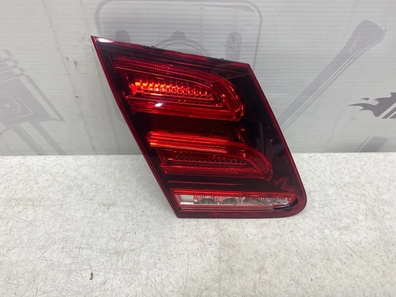 Фонарь задний левый крышку багажника Mercedes-benz 2014 W212