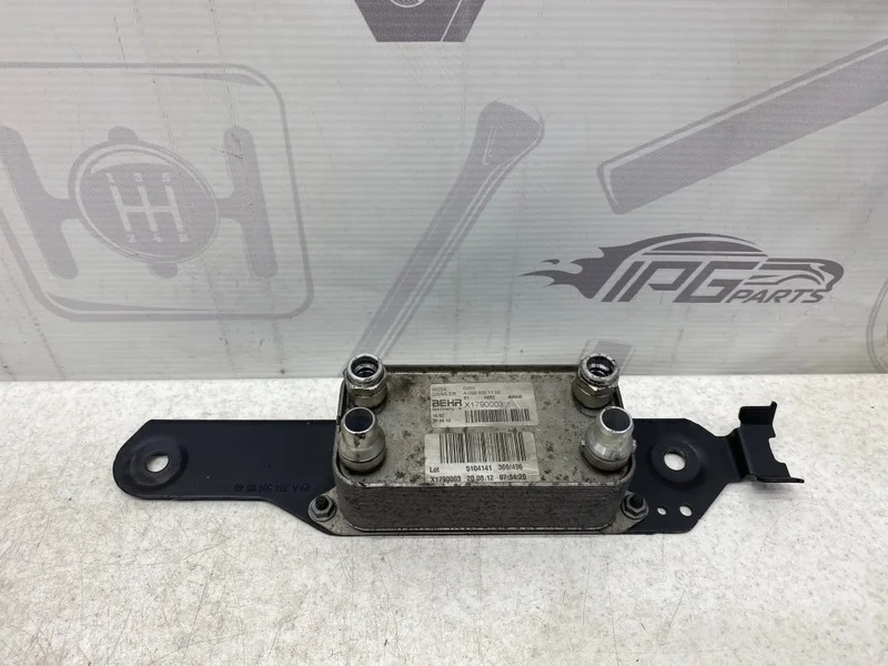 Радиатор акпп Mercedes-benz 2012 C204