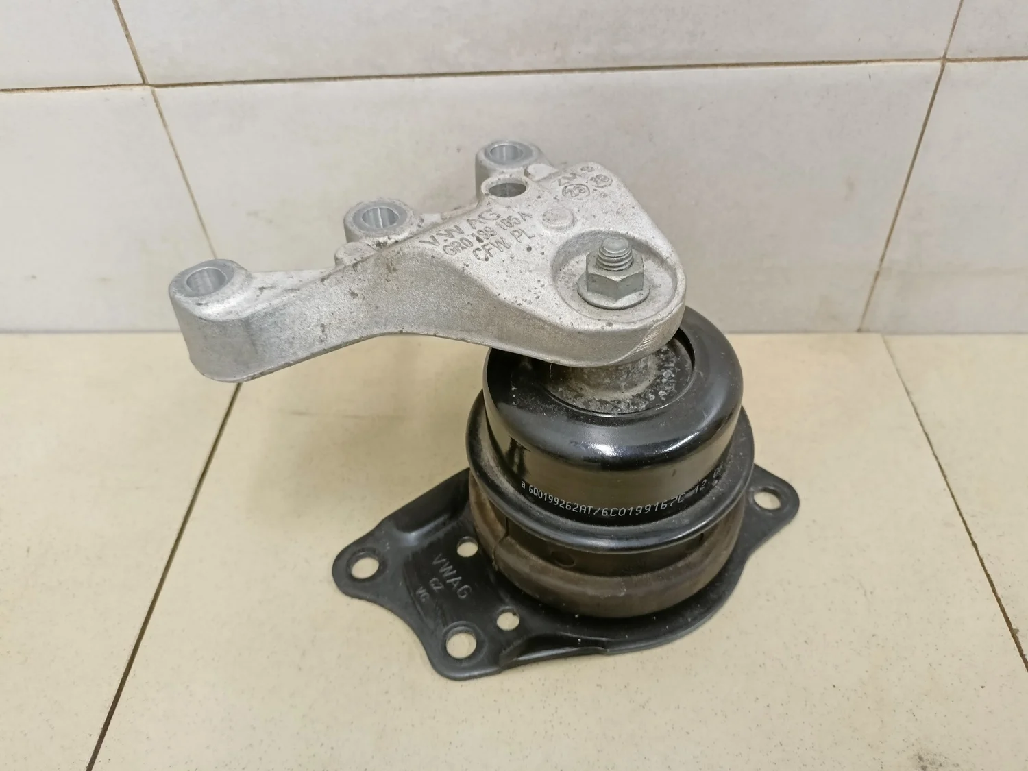 Опора двигателя правая Polo (Sed RUS) 2011>