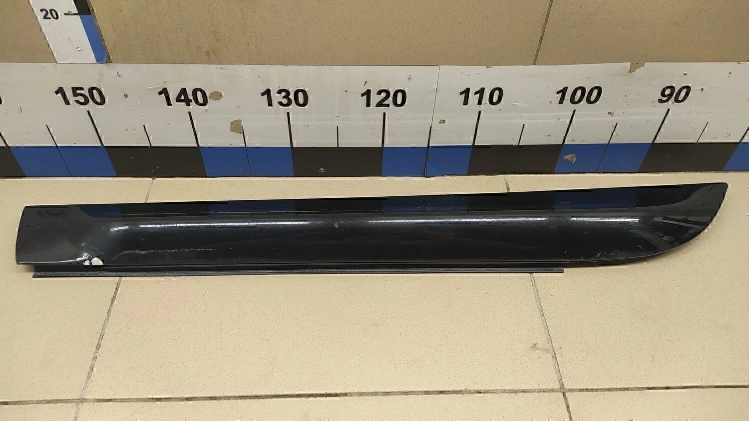 Молдинг задней левой двери A6 [C6,4F] 2005-2011
