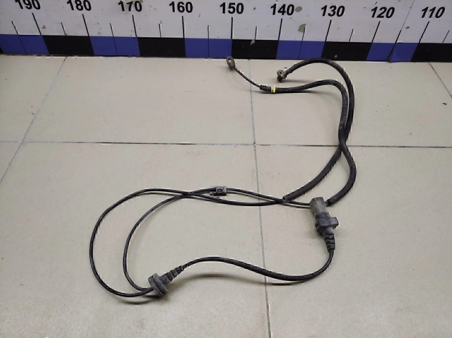 Датчик ABS задний Fusion 2002-2012