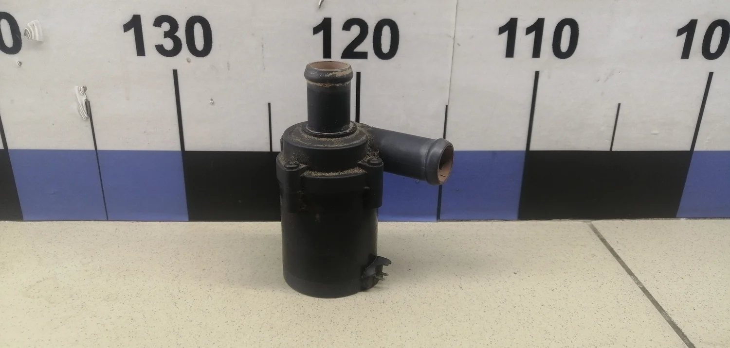 Насос (помпа) электрический Passat [B6] 2005-2010