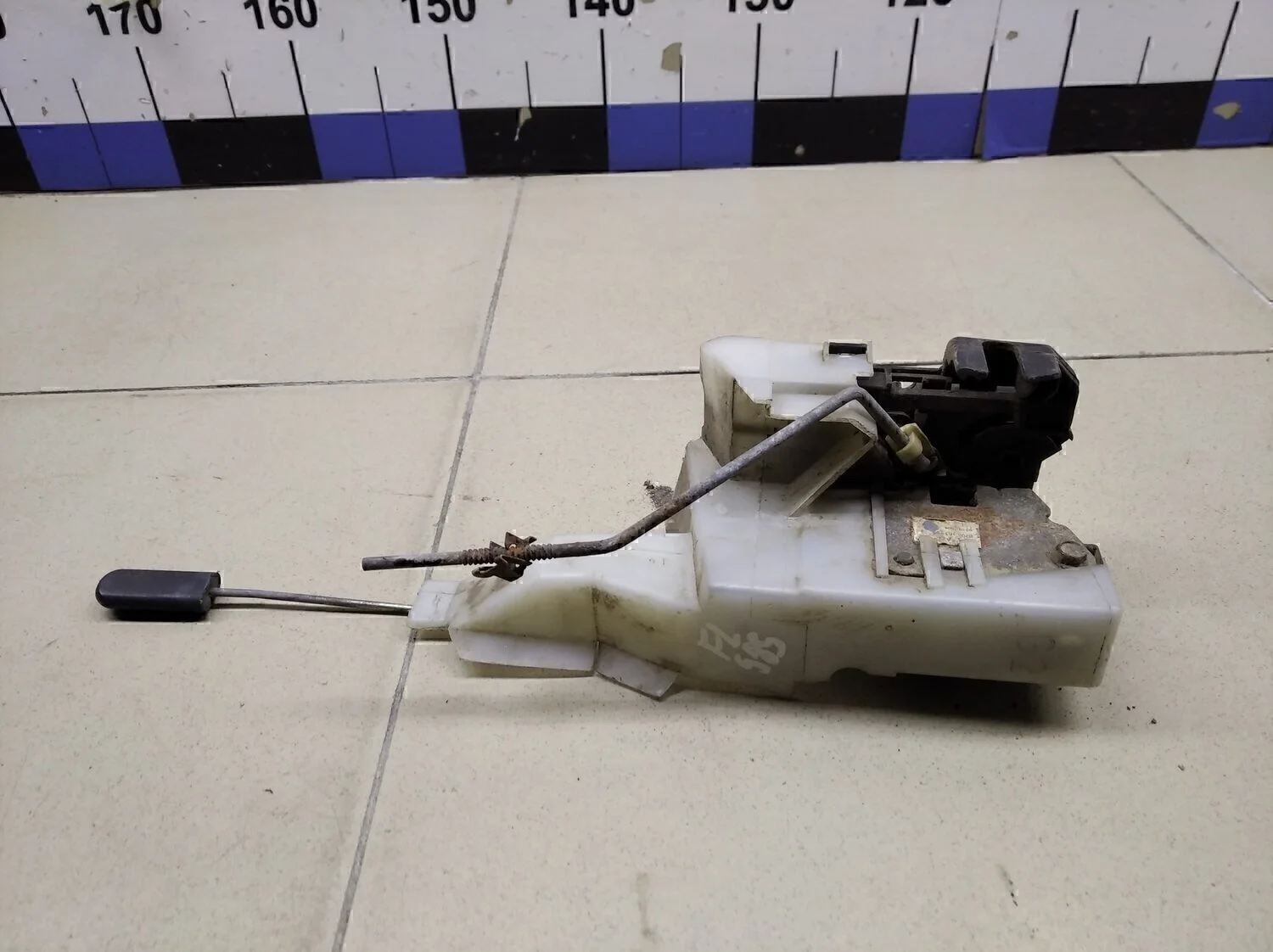 Замок двери передней левой Clio/Symbol 1998-2008