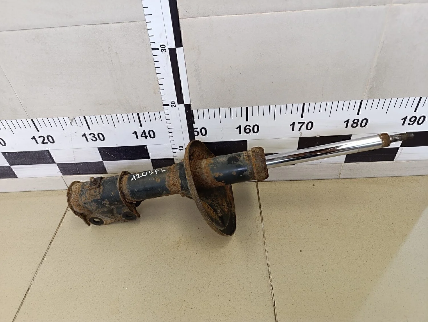 Амортизатор передний Lancer (CS/Classic) 2003-2006