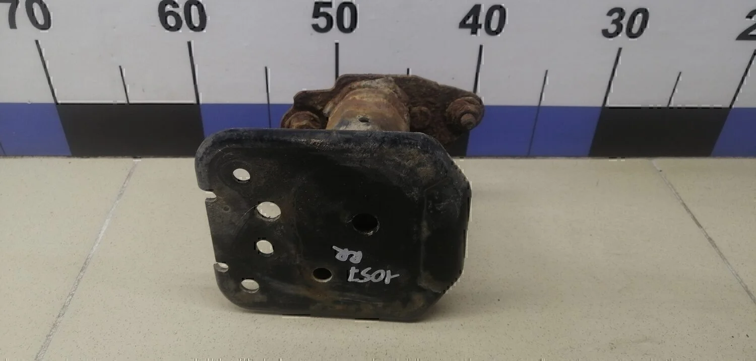 Кронштейн усилителя заднего бампера правый RAV 4 2013-2019