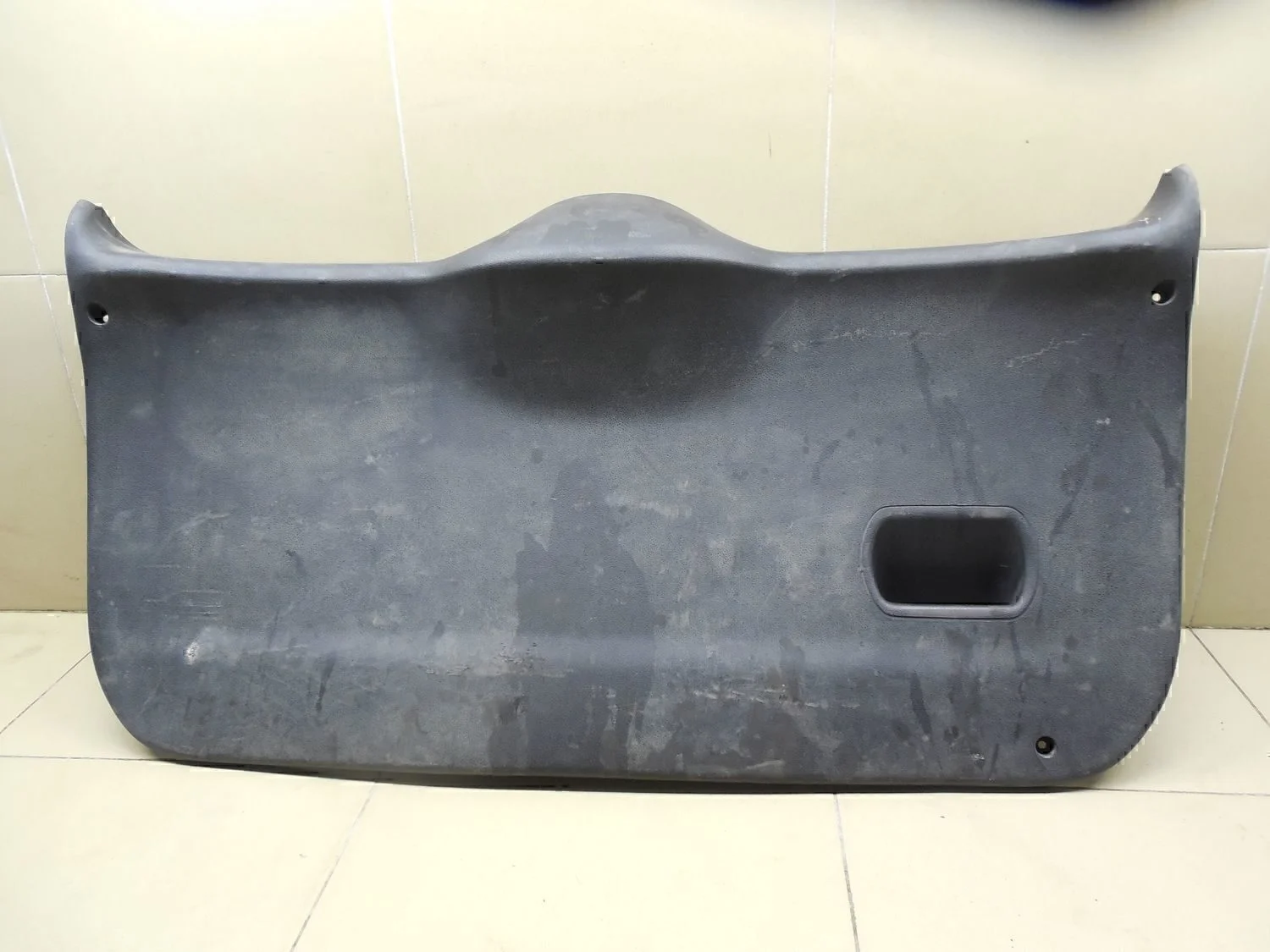 Обшивка двери багажника Fusion 2002-2012