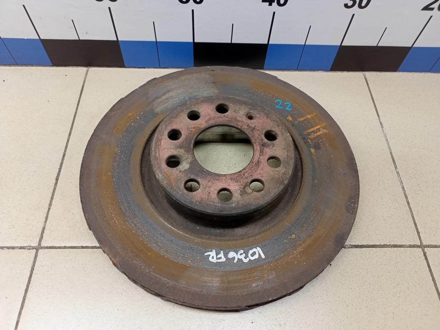 Диск тормозной передний вентилируемый Passat [B6] 2005-2010