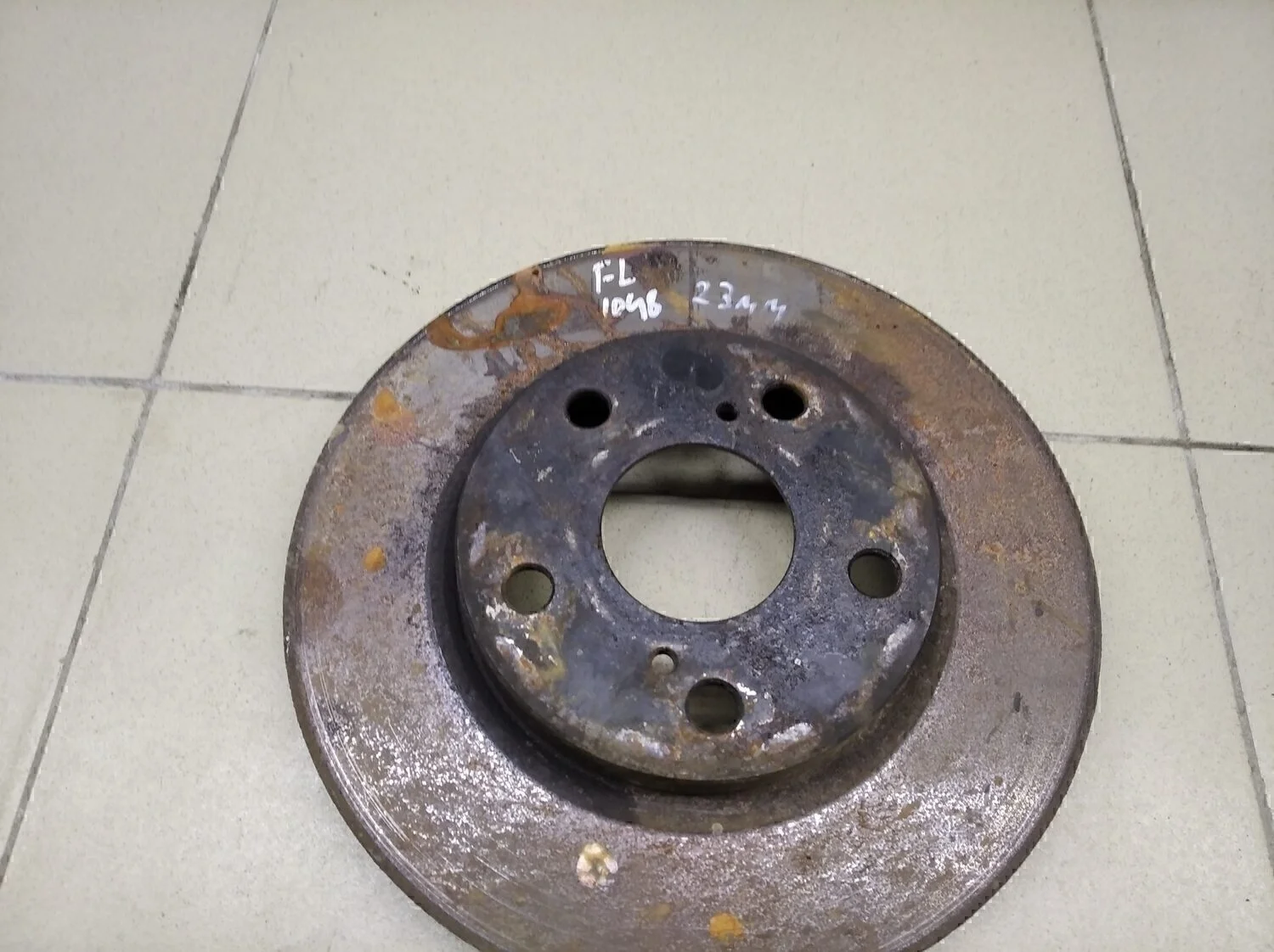 Диск тормозной передний вентилируемый Corolla E15 2006-2013