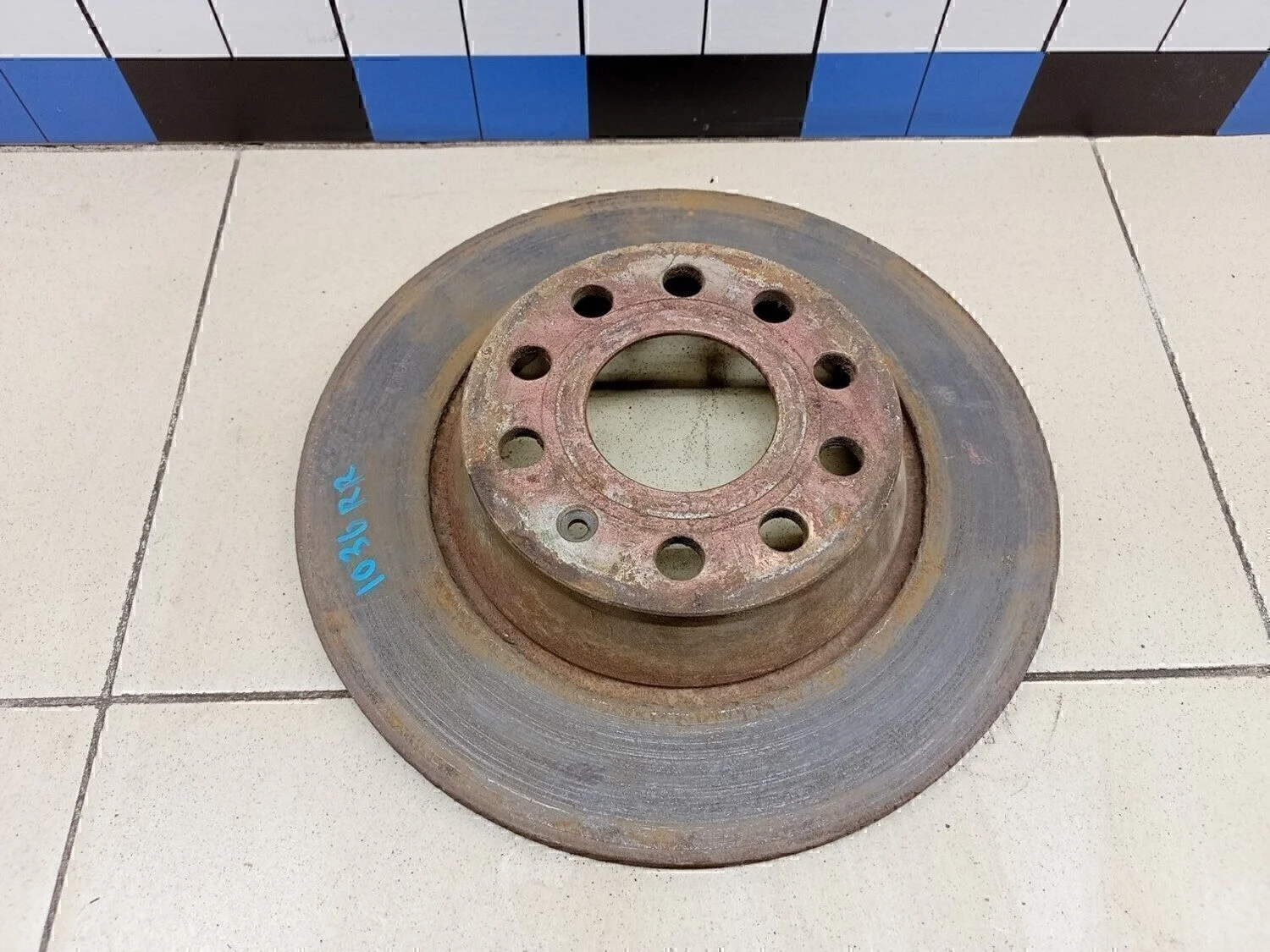 Диск тормозной задний Passat [B6] 2005-2010