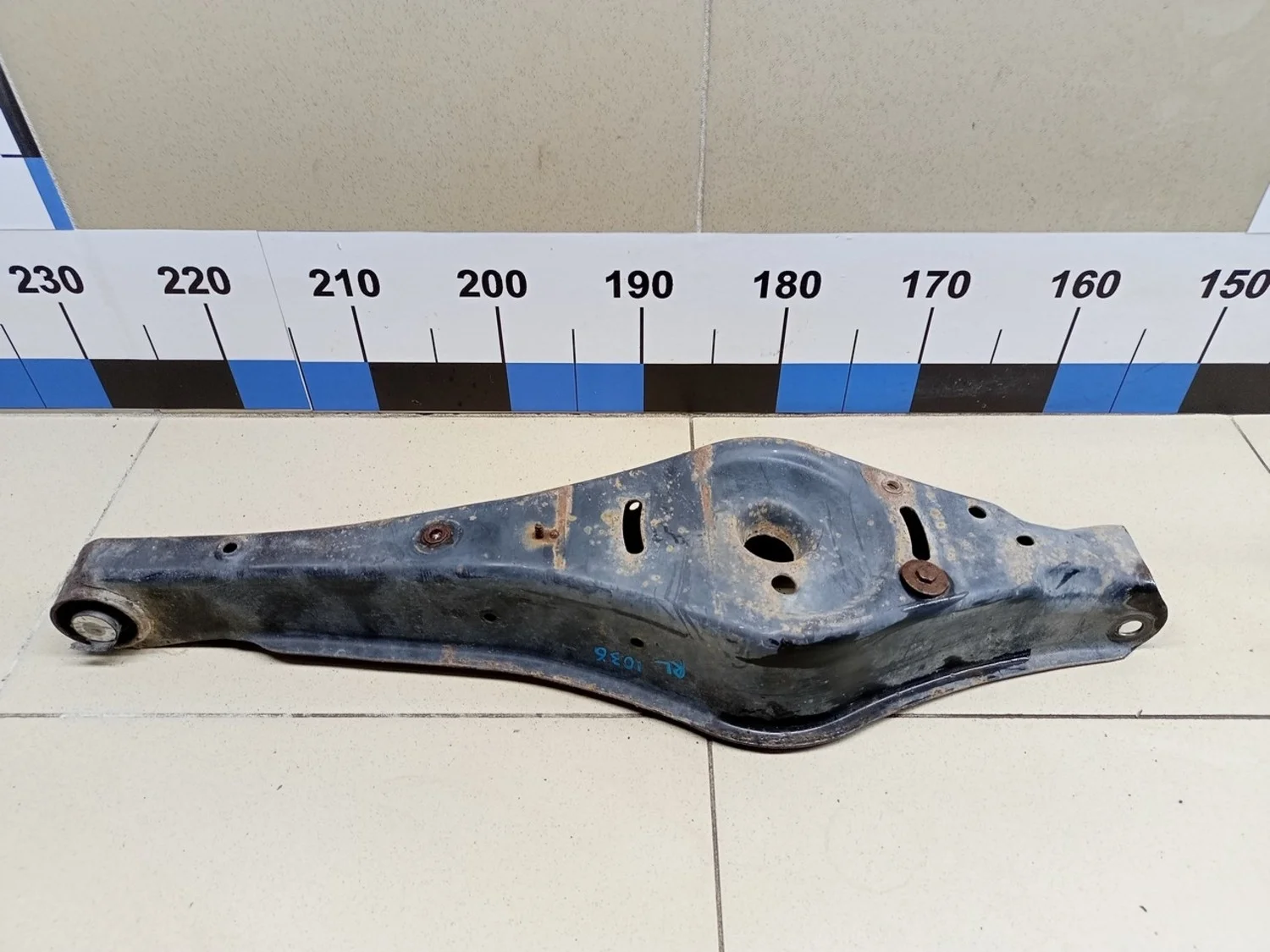 Рычаг задний нижний Passat [B6] 2005-2010