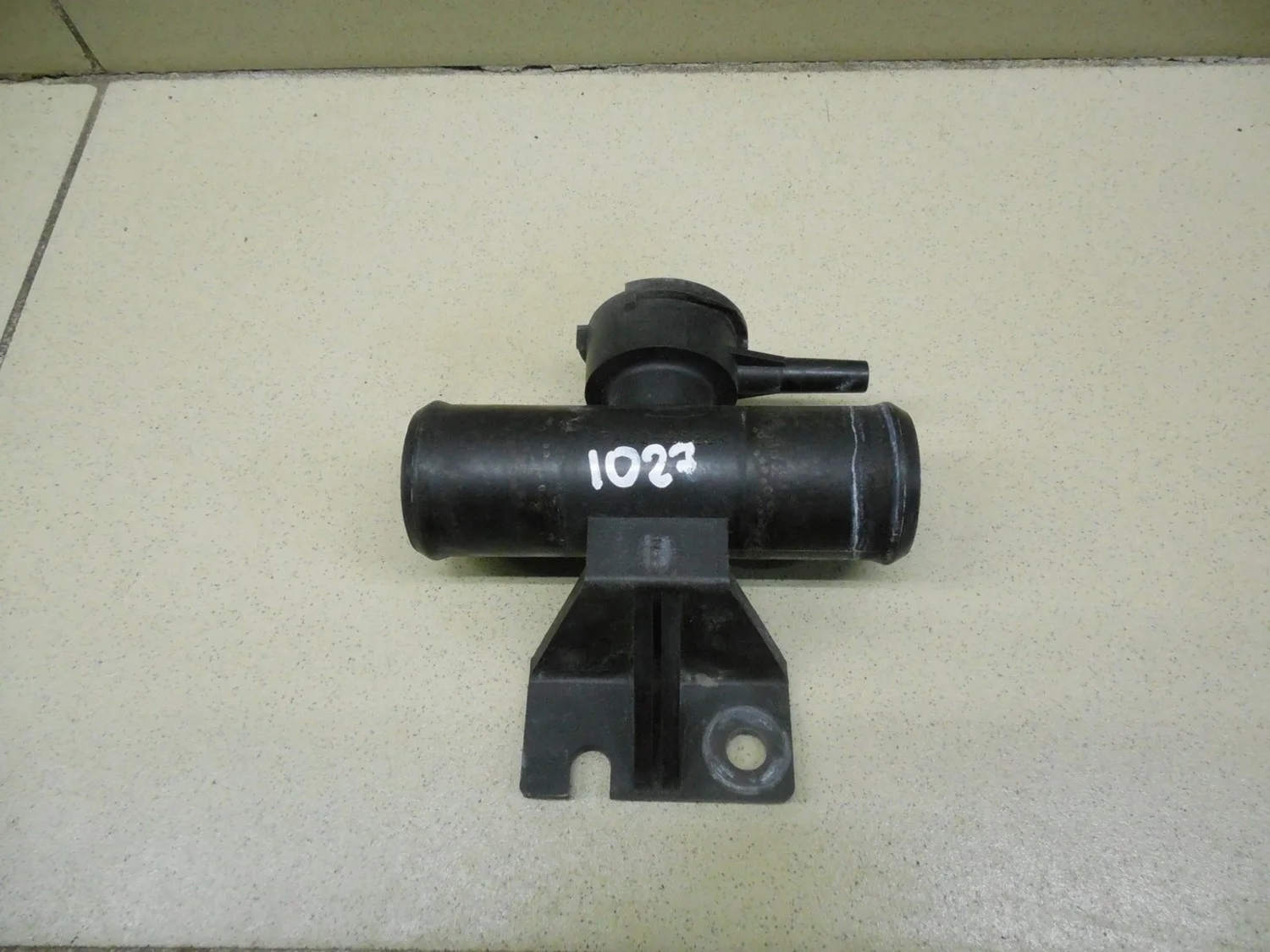 Тройник системы охлаждения ASX 2010-2016