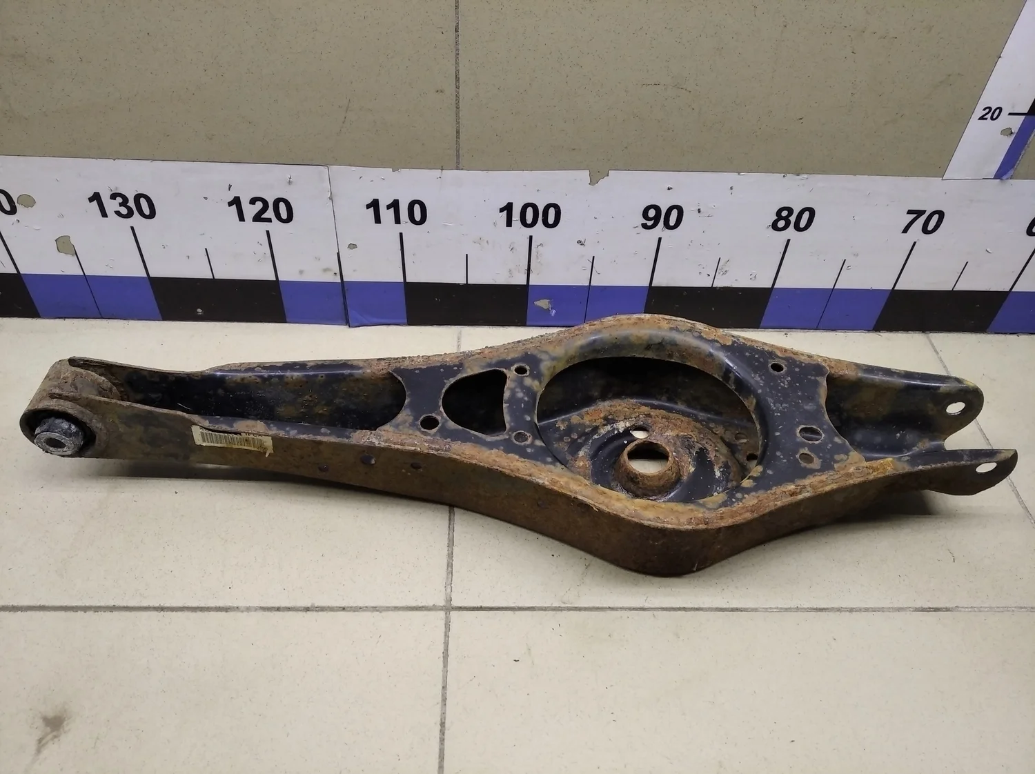 Рычаг задний нижний Passat [B6] 2005-2010