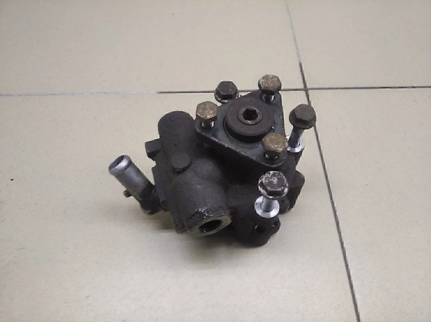 Насос гидроусилителя Albea 2002-2012