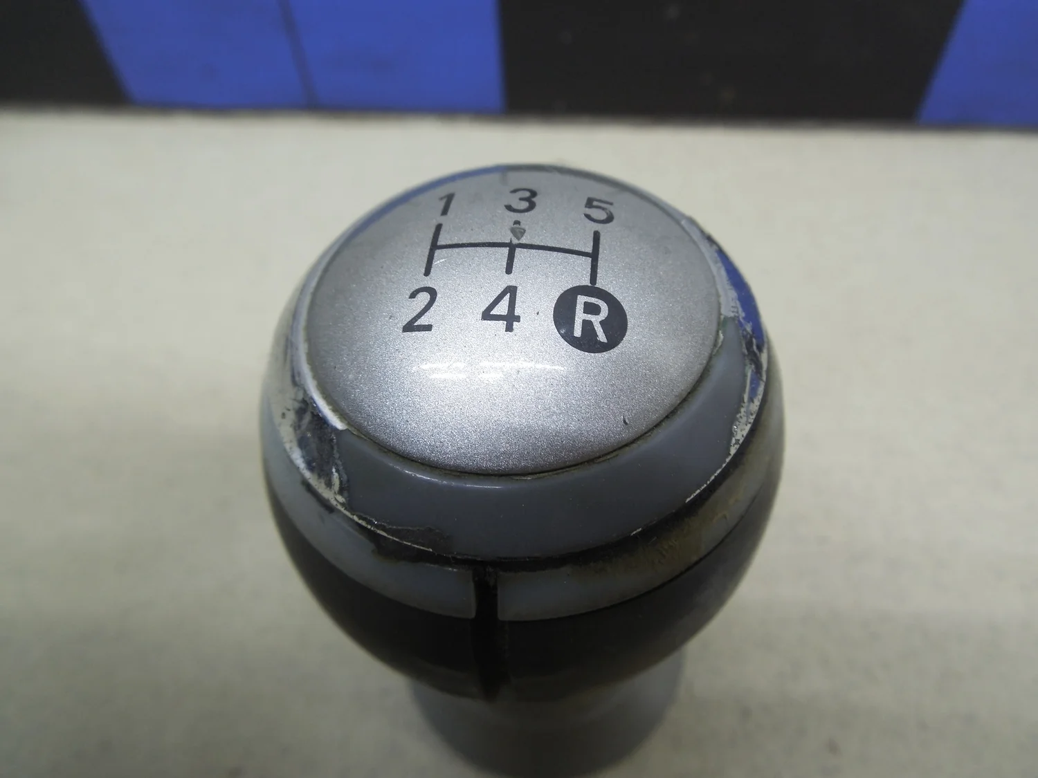 Рукоятка рычага КПП Auris (E15) 2006-2012