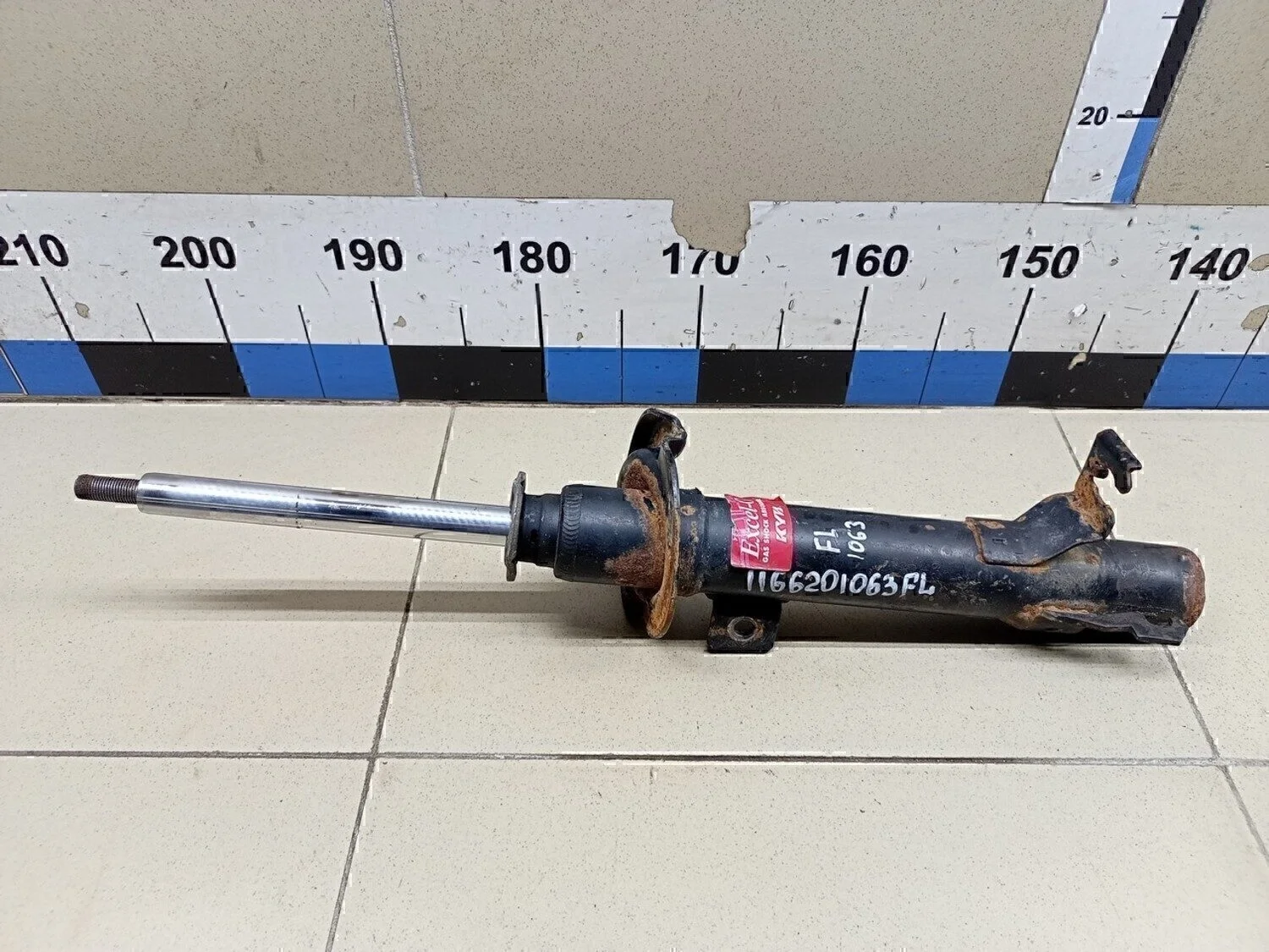 Амортизатор передний левый Fusion 2002-2012