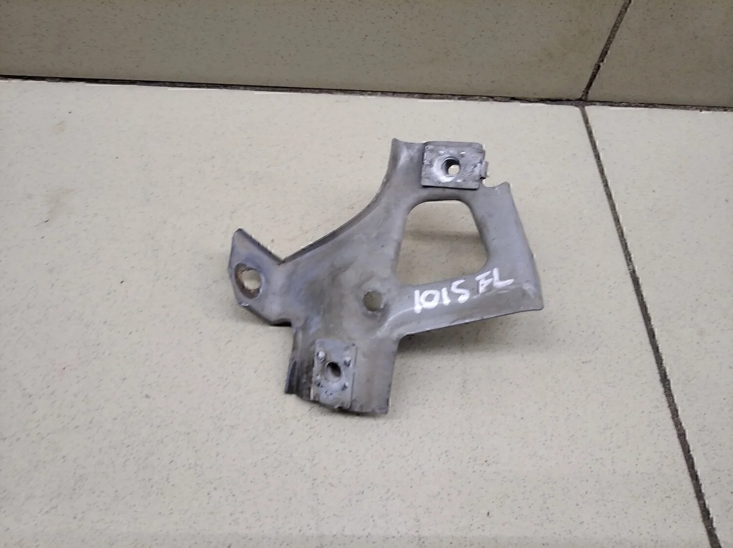 Кронштейн Cruze 2009-2016