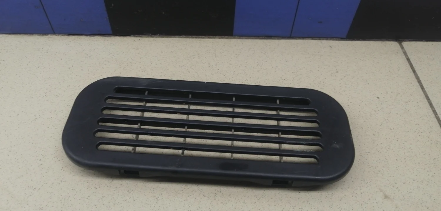Решетка вентиляционная RAV 4 2013-2019