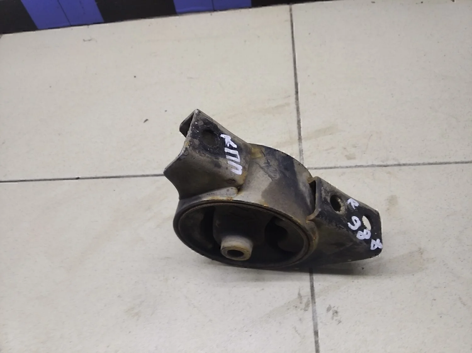 Опора двигателя Almera N16 2000-2006