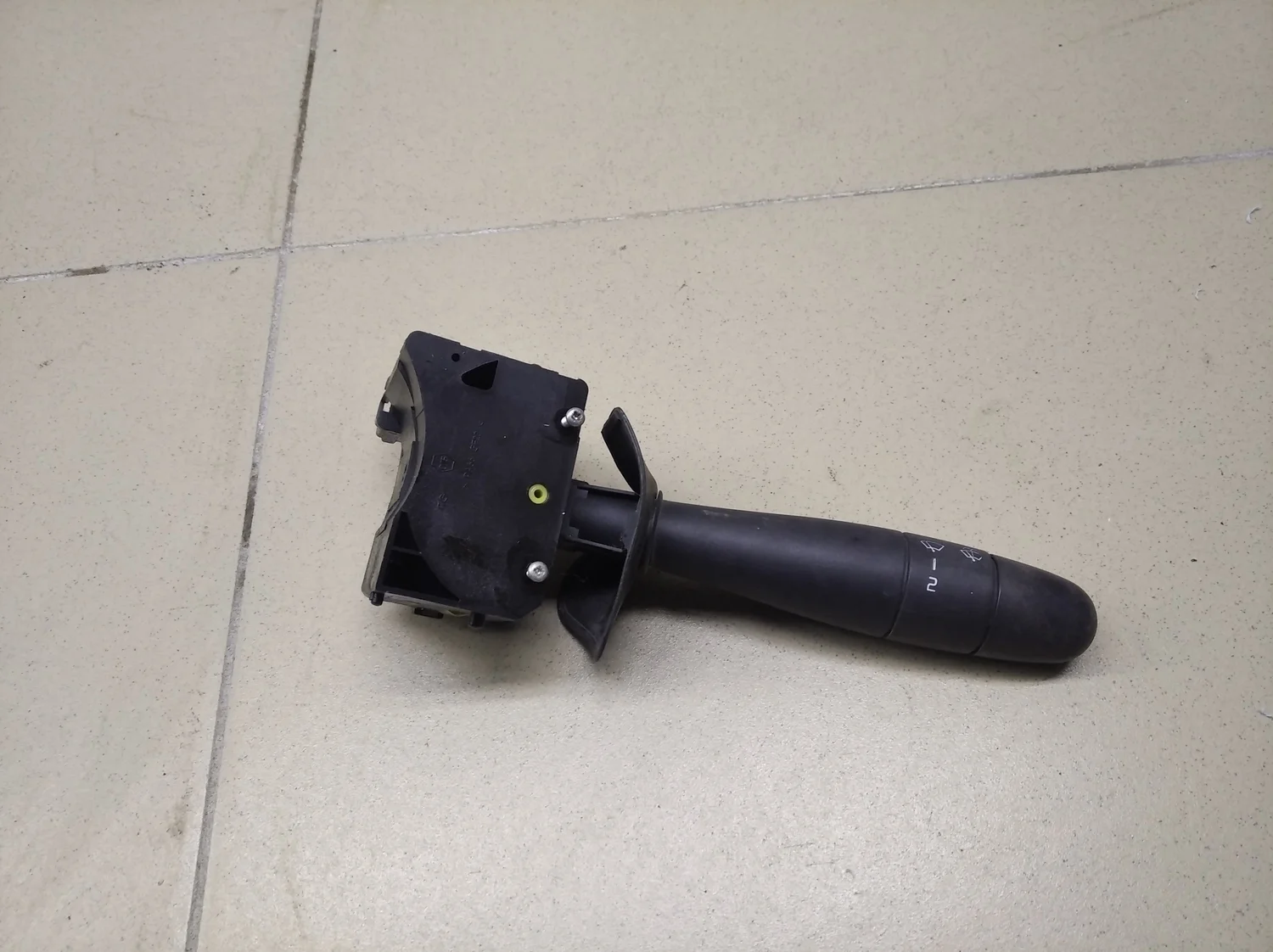 Переключатель стеклоочистителей Clio/Symbol 1998-2008