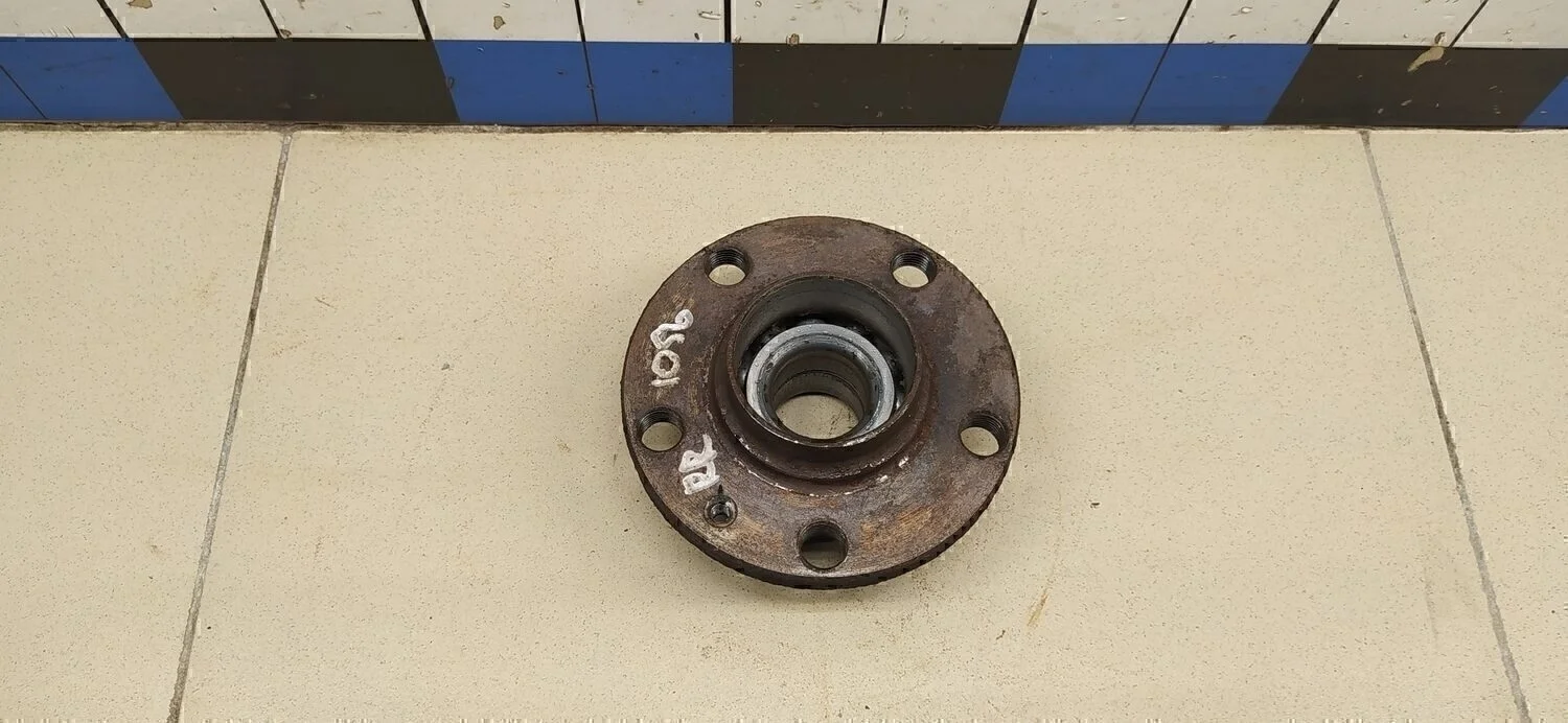 Ступица задняя A3 (8L1) 1996-2003