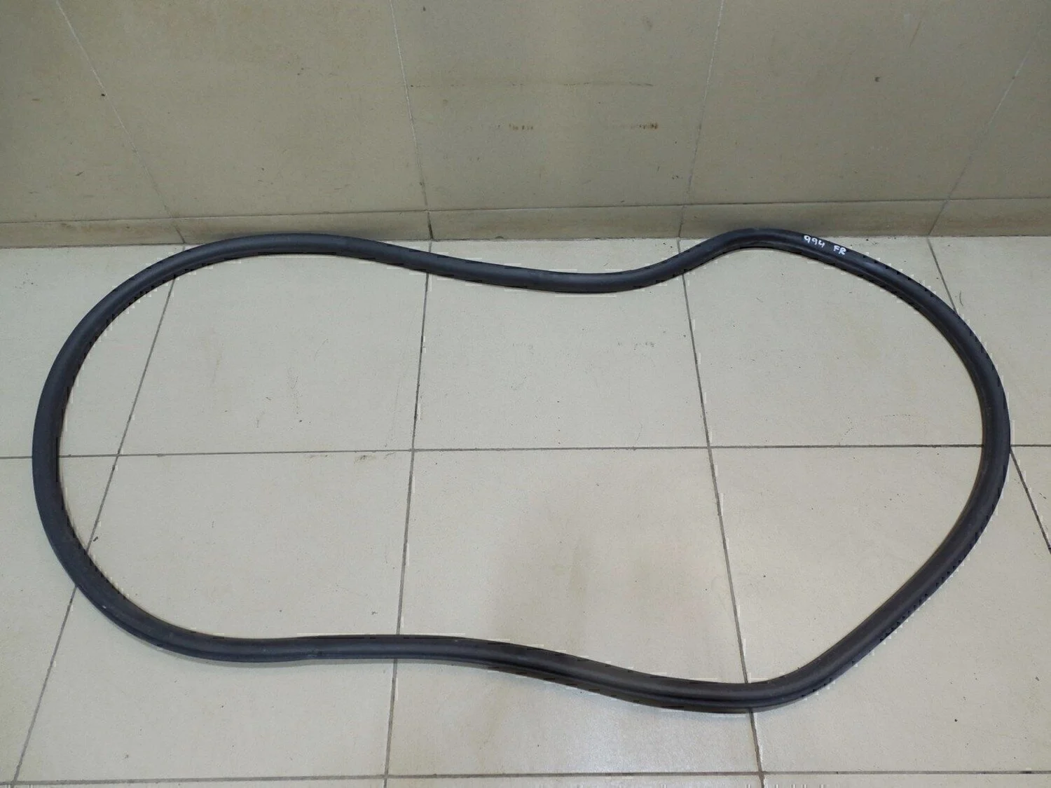 Уплотнитель двери Aveo (T300) 2011>