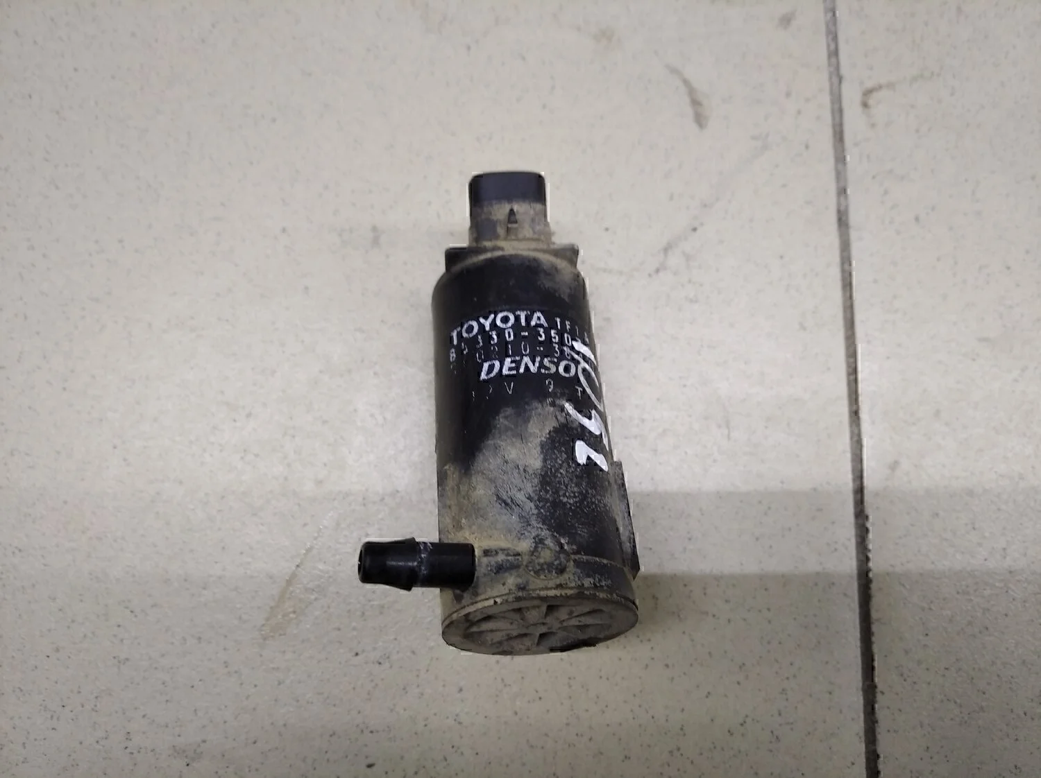 Насос омывателя Land Cruiser (100) 1998-2007