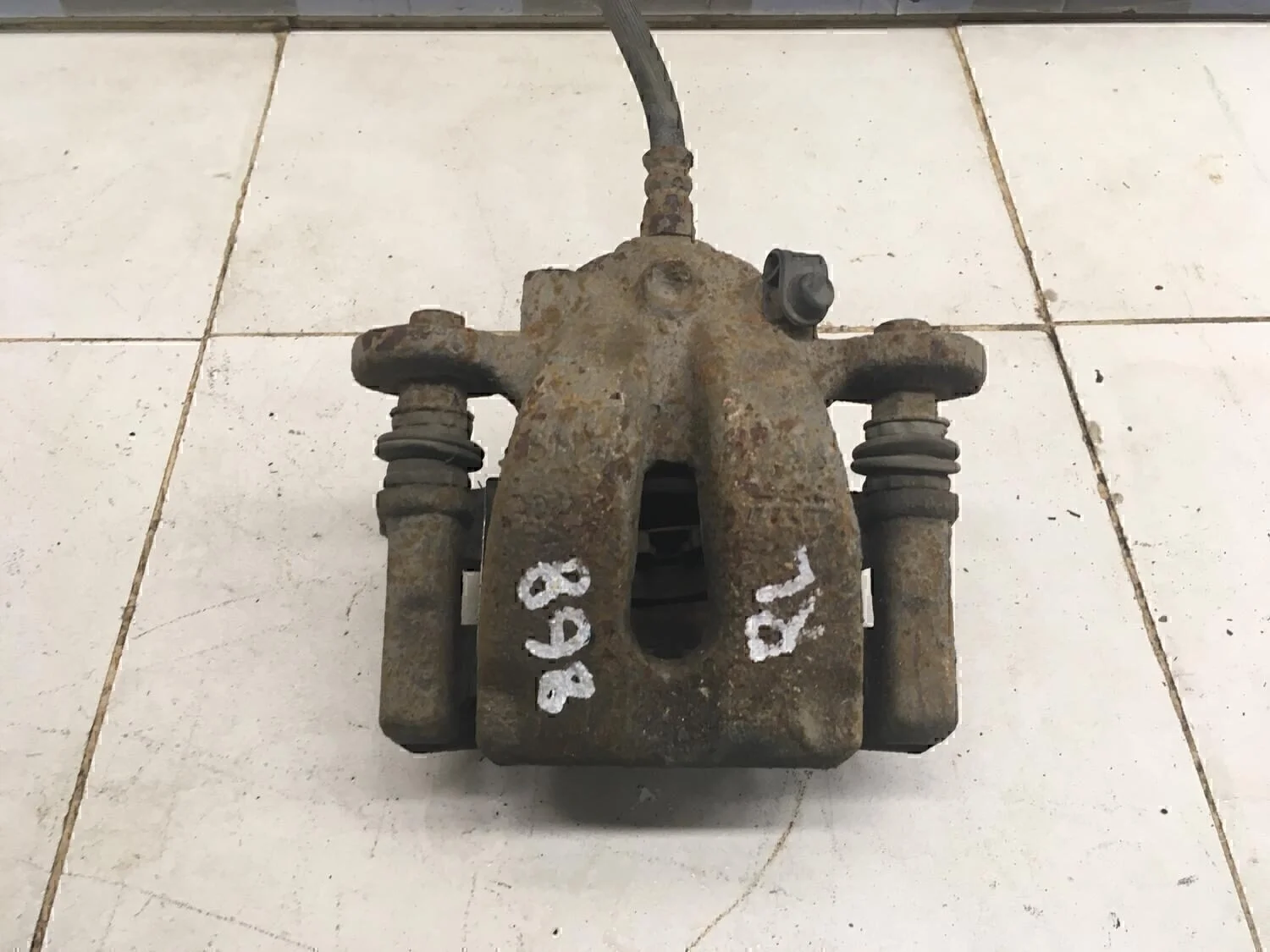 Суппорт задний левый 1-серия E87/E81 2004>