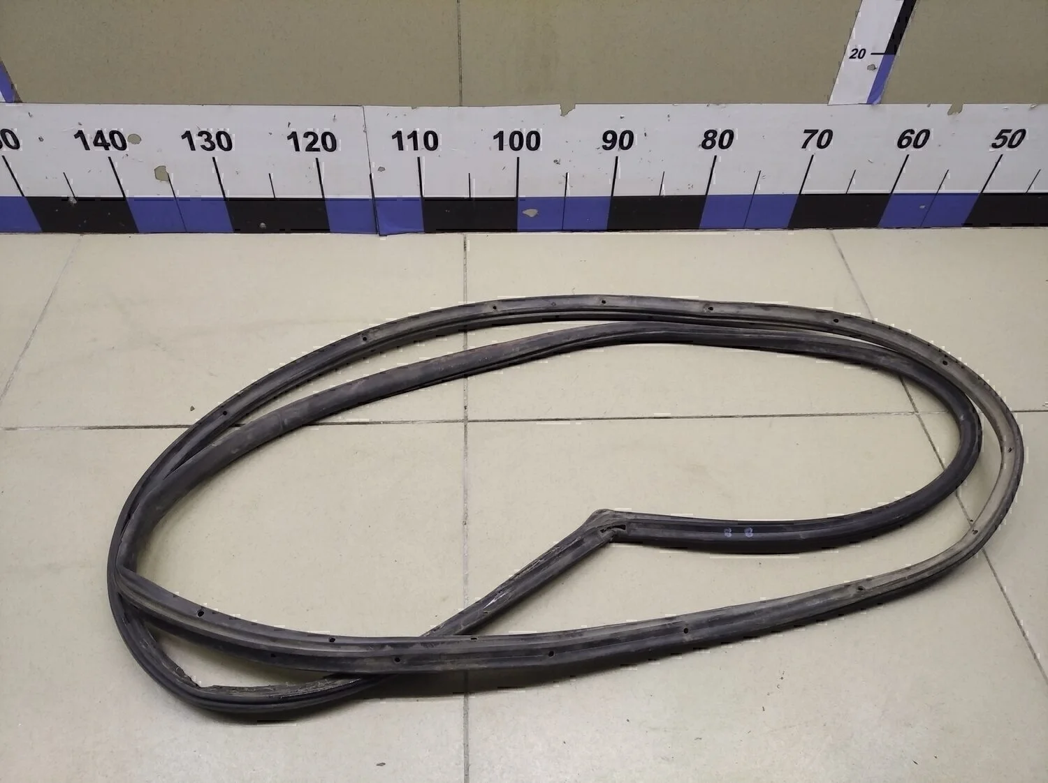 Уплотнитель (внутри) Fusion 2002-2012