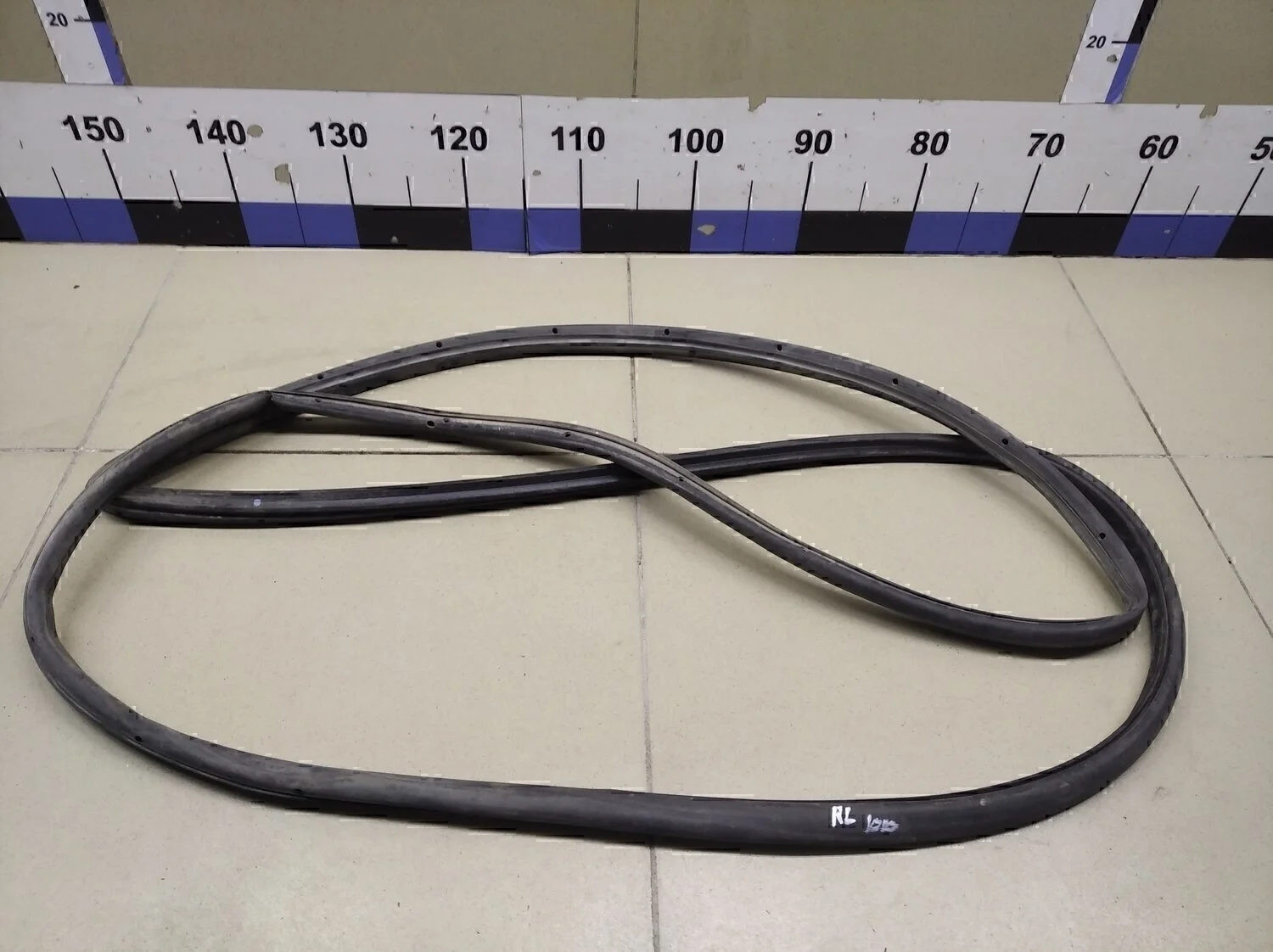 Уплотнитель (внутри) Fusion 2002-2012