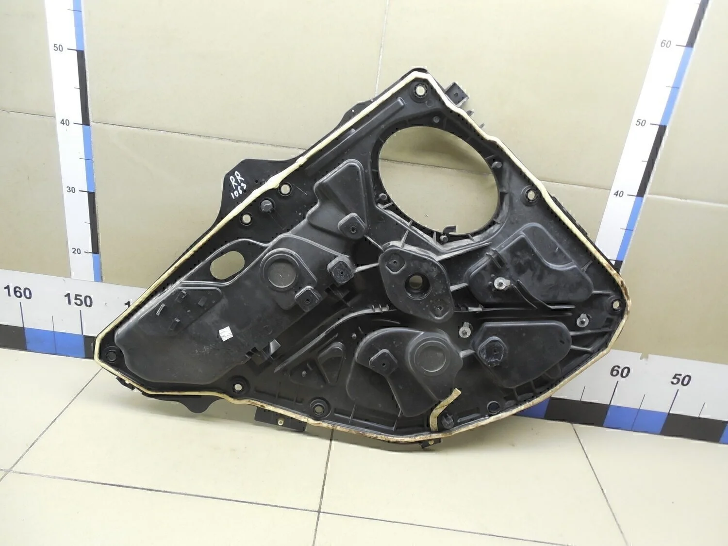 Крепеж стеклоподъемника Fusion 2002-2012