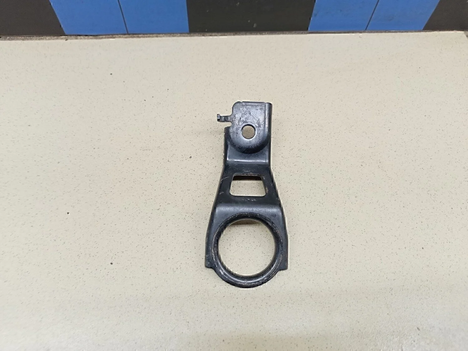 Кронштейн радиатора RAV 4 2013-2019