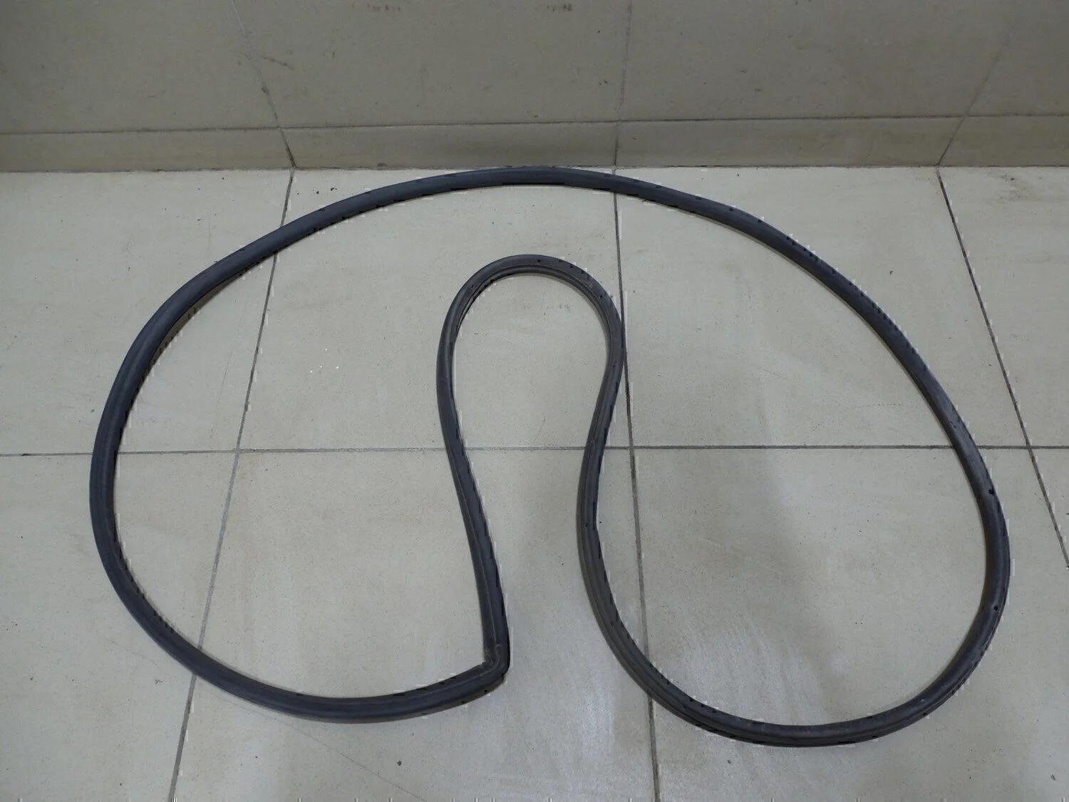 Уплотнитель (внутри) Fusion 2002-2012