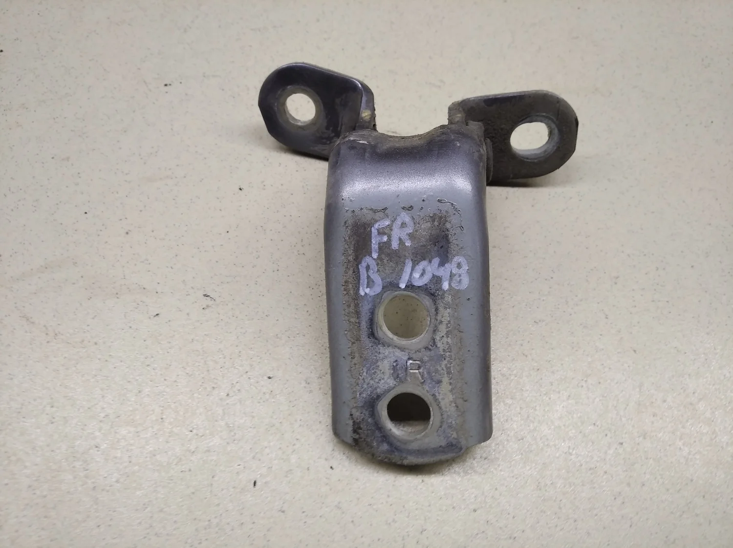 Петля двери передней правой верхняя Camry XV40 2006-2011