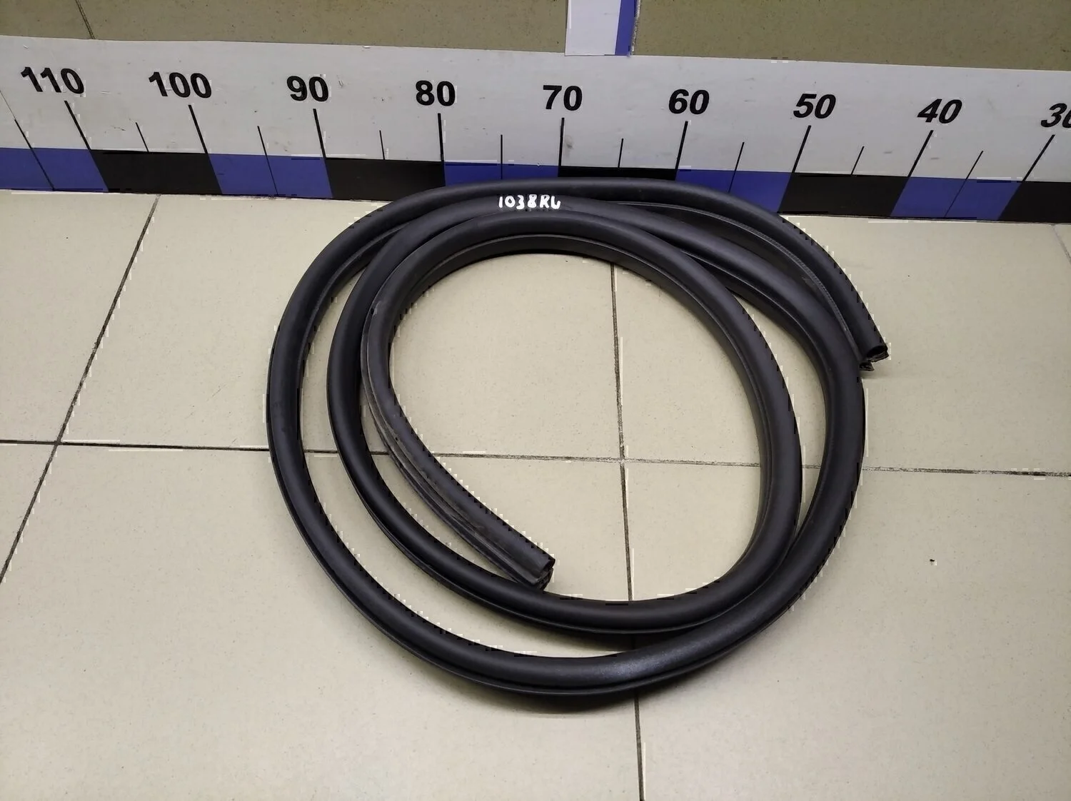 Уплотнитель (внутри) Focus II 2005-2008