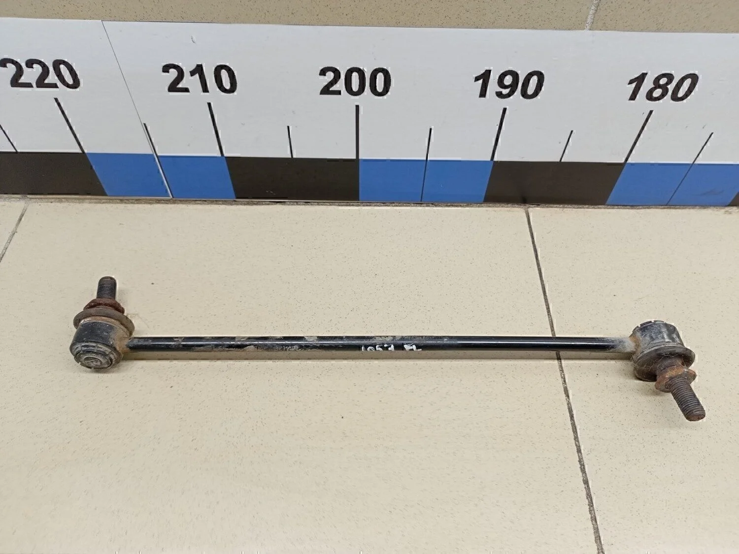 Стойка переднего стабилизатора RAV 4 2013-2019